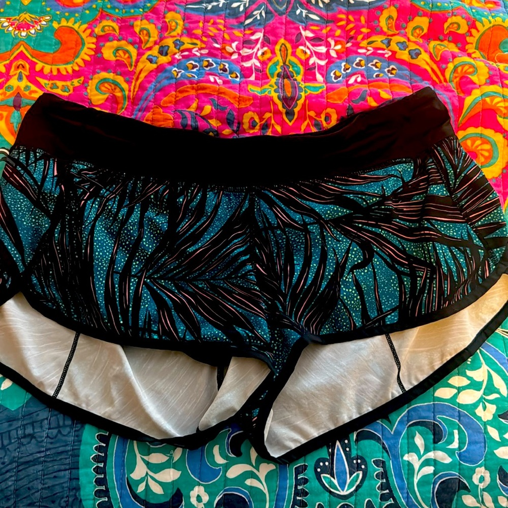 Lululemon speeds